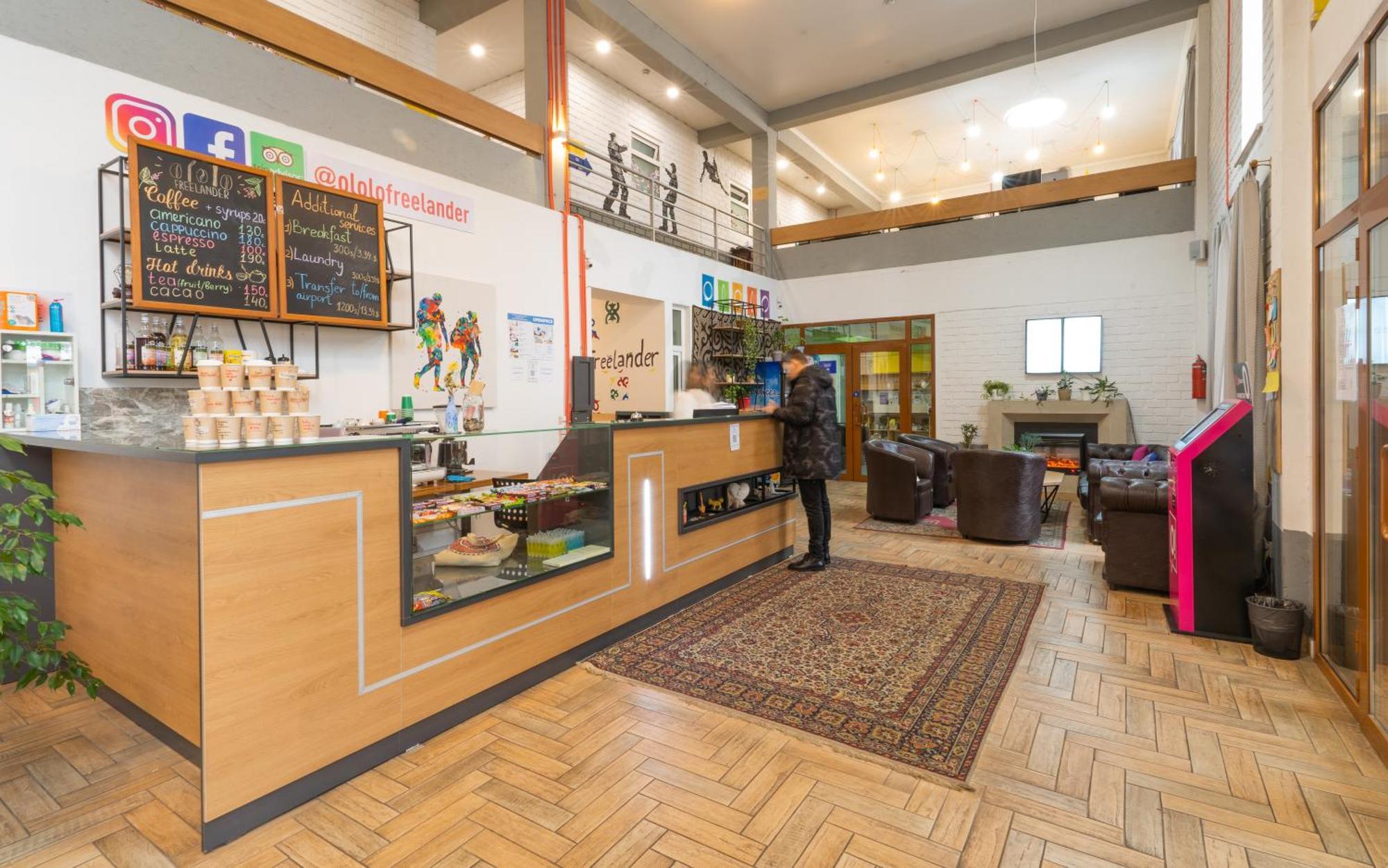 Ololofreelander Hostel&Coworking Bishkek Exterior foto