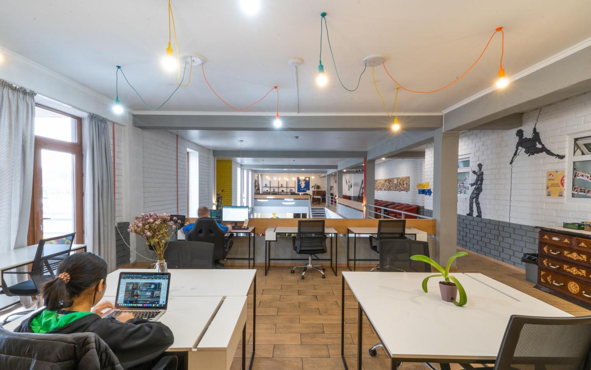 Ololofreelander Hostel&Coworking Bishkek Exterior foto